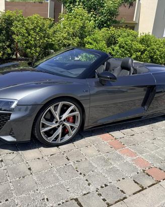Audi R8 spyder quattro 5.2 v10 performance 620 cv