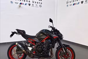 KAWASAKI Z 900