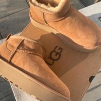 UGG MINI Botticino 38 Nuove Originali Unisex