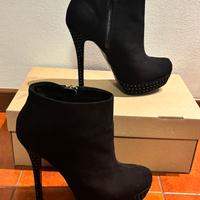 Stivaletti scamosciato tacco 12 tg 37