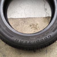 Pneumatici 2 fiat Panda invernali good year effice