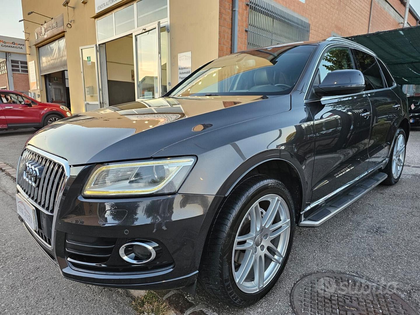 Audi Q5 2012 photo 2