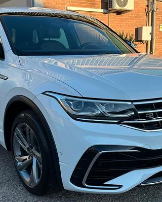 Volkswagen Tiguan 2.0 TDI 150 CV SCR DSG 4MOTION R