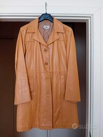 cappottino in pelle da donna