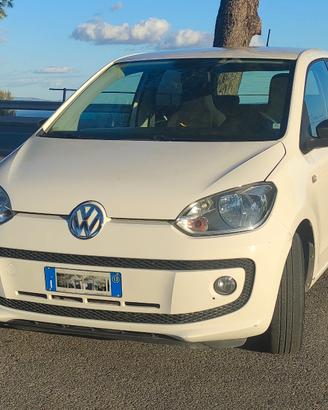 Volkswagen UP!  1.0 MPI 60cv - 5 porte