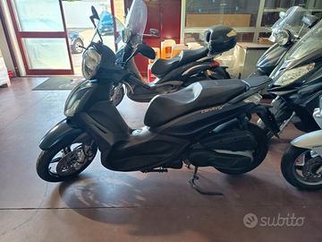 Piaggio Beverly 350