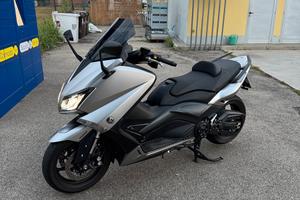Tmax 530 2016 Abs