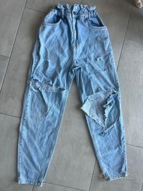 Jeans strappati