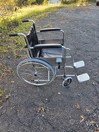 Carrozzina invalidi nuova