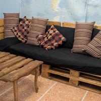 Divano poltrona e tavolino in pallet