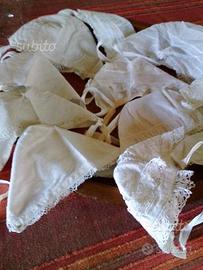 Serie di cuffiette per neonati