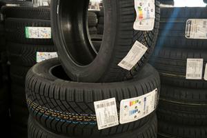 4Gomme NUOVE Continental 205/55 R16 94V XL AllSeas