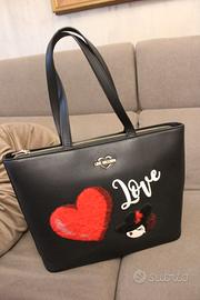 borsa love moschino