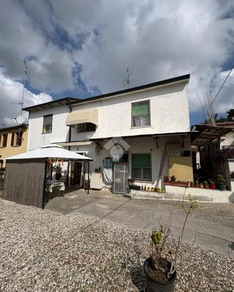 CASA SEMINDIPENDENTE A BAGNACAVALLO