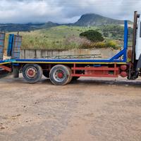 Camion pianale 3 assi