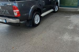 toyota hi lux anno 2016 km 281000 tagliando