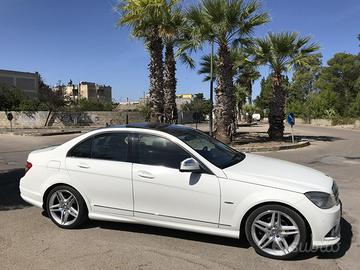 Mercedes W204 Classe C200 Kompressor con GPL Landi