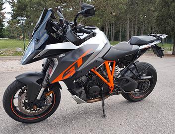 ktm 1290 superduke gt