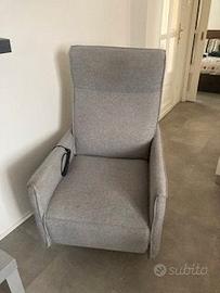 POLTRONA PER ANZIANI