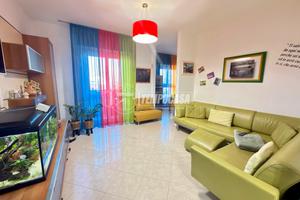 3 LOCALI RISTRUTTURATO ULTIMO PIANO CON BOX