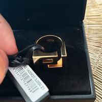 Anello versace