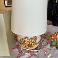 lampada + oggetti thun
