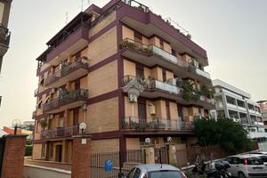 2 LOCALI A ROMA