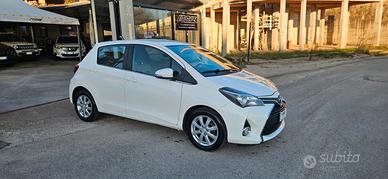 Toyota Yaris 1.4 D-4D 5 porte Lounge