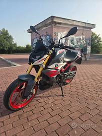 BMW G310R  2022 con 36700KM