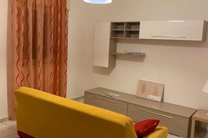 Appartamento arredato zona Policlinico 