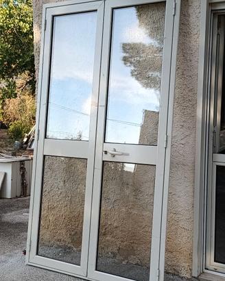 Porta finestra in alluminio infisso