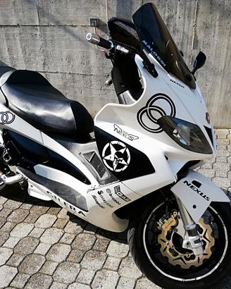 Gilera nexus 500