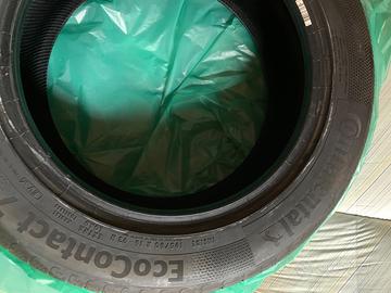Pneumatico Continental 195/60 R 16 93 H XL