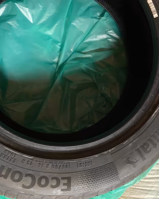 Pneumatico Continental 195/60 R 16 93 H XL