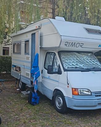 Rimor Brig 607 su base Fort Transit 2.5 Aspirato 
