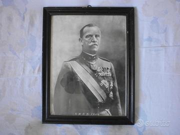 V.E. III : Grande RITRATTO incorniciato d' Epoca