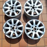 4 Cerchi in lega originale VW 15" usati