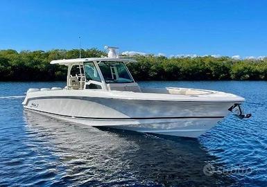 Boston Whaler 380 Outrage (2018)