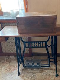 Macchina da cucire Necchi