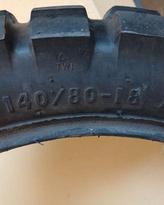 Pneumatico enduro 140/80-18 70R