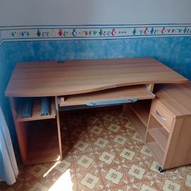 scrivania ritiro a mano 