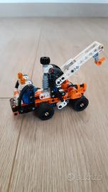 Lego technic  Cherry picker mod. 42088