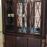 vetrinetta in rattan 