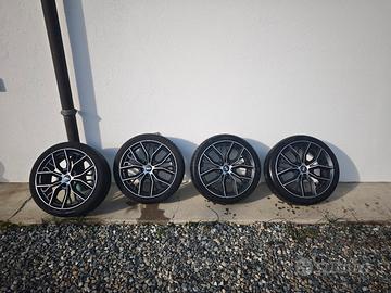 Cerchi in Lega MOMO R18+Gomme Goodyear 225/40/r18
