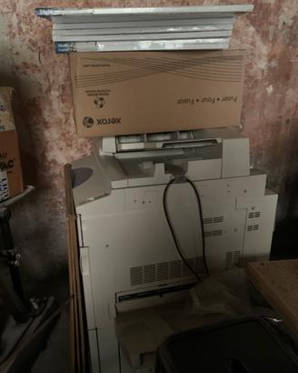 Stampante xerox docucolor 242 e carrello carta