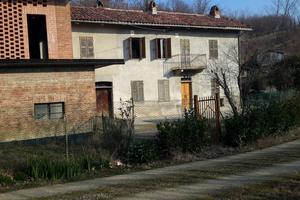 Casa semindipendente frazione Mombarone (AT) Mado