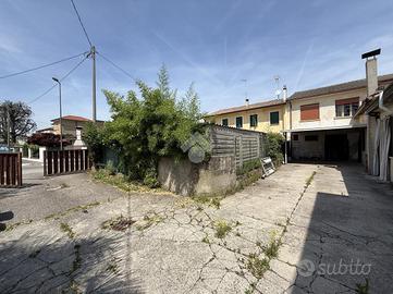 CASA INDIPENDENTE A SAN MARTINO DI LUPARI