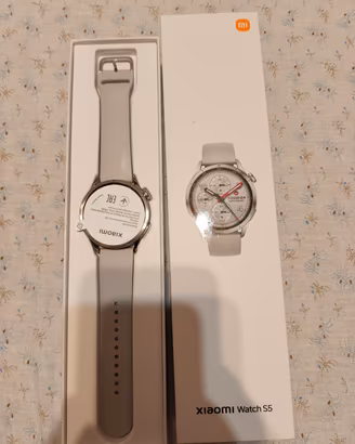 Xiaomi 17  più smartwatch 