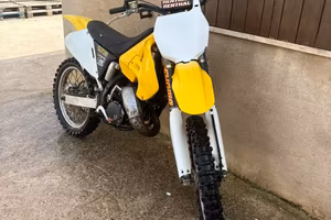 Suzuki rm 125 2000