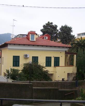 Laigueglia alloggi in villa 30m dal mare